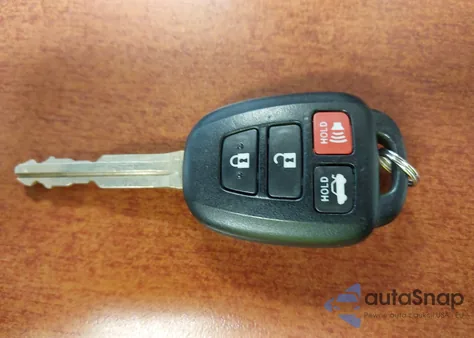 2016 Toyota Corolla Le z USA, uszkodzony, nr VIN 2T1BURHE2GC600701